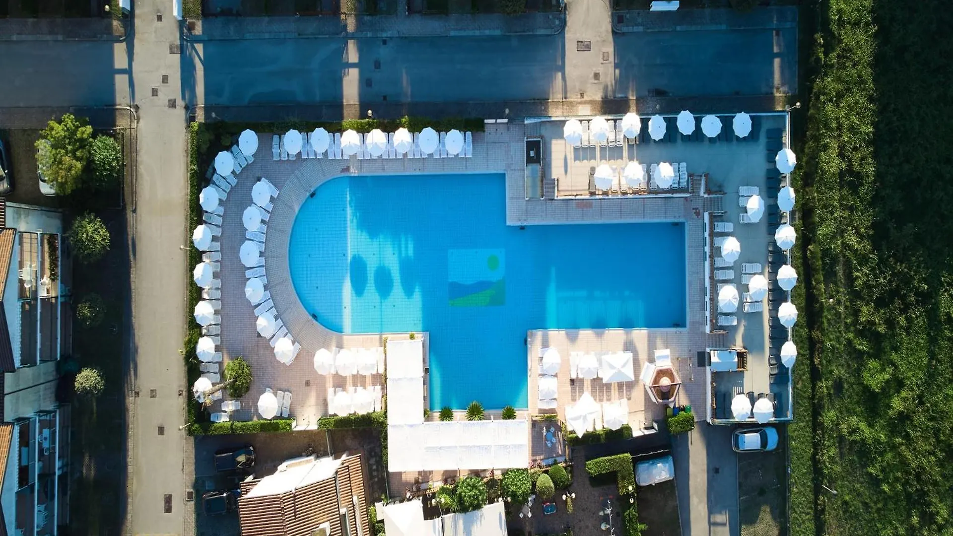 Apartment In A Residence With Pool In Rosolina Rosolina Mare